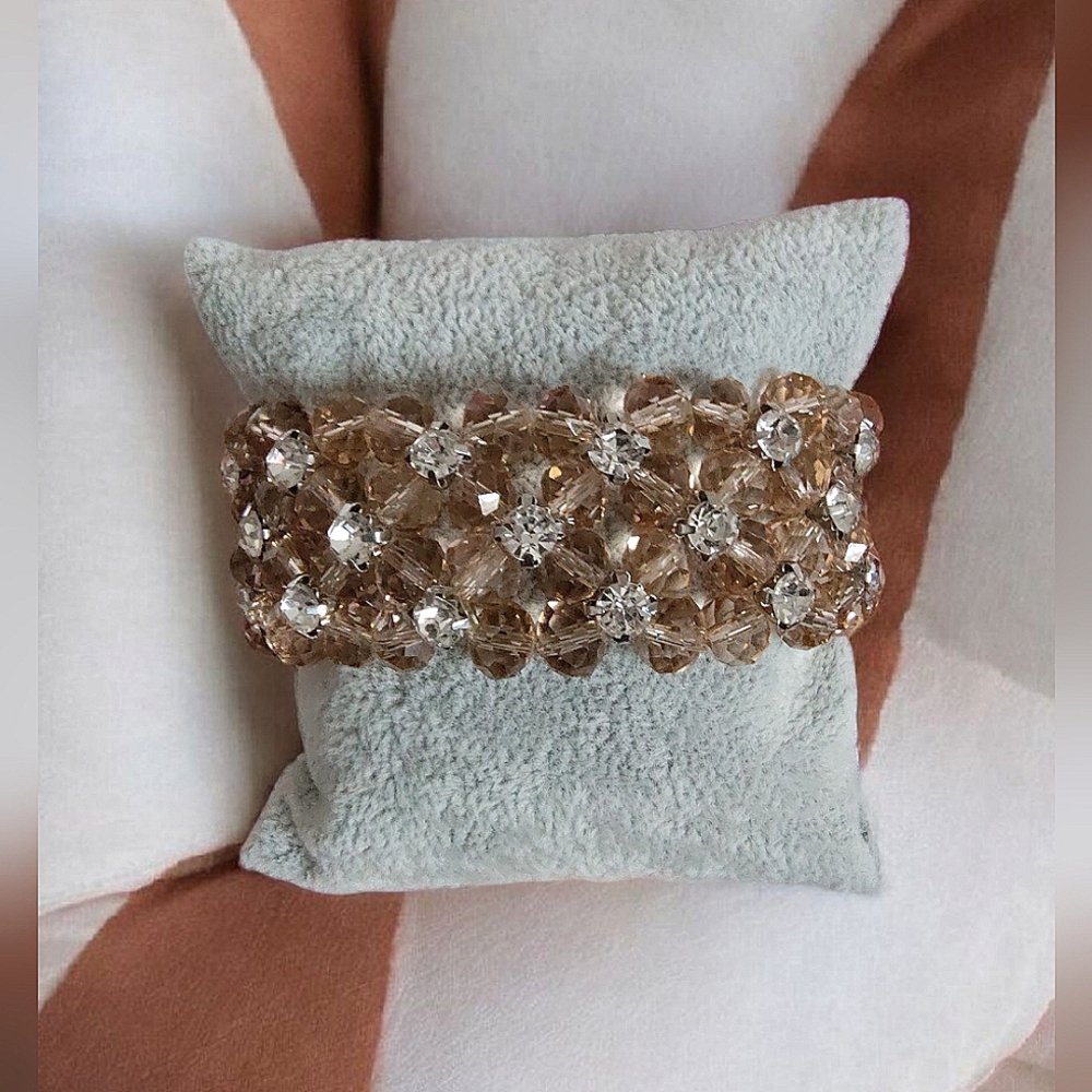 Vintage Peach Faceted Glass Beaded Stretch Bracelet W/ Rhinestones